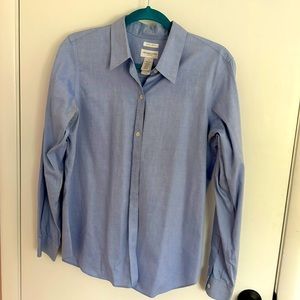 Liz Claiborne button down ladies shirt in blue